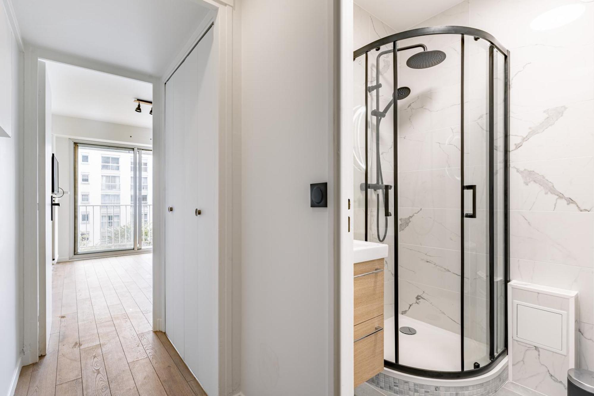 Magnifique Neuf Apartment Paris